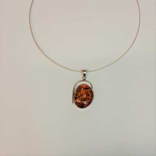 HWG-2315 Necklace, Oval Pendant on Collar at Hunter Wolff Gallery